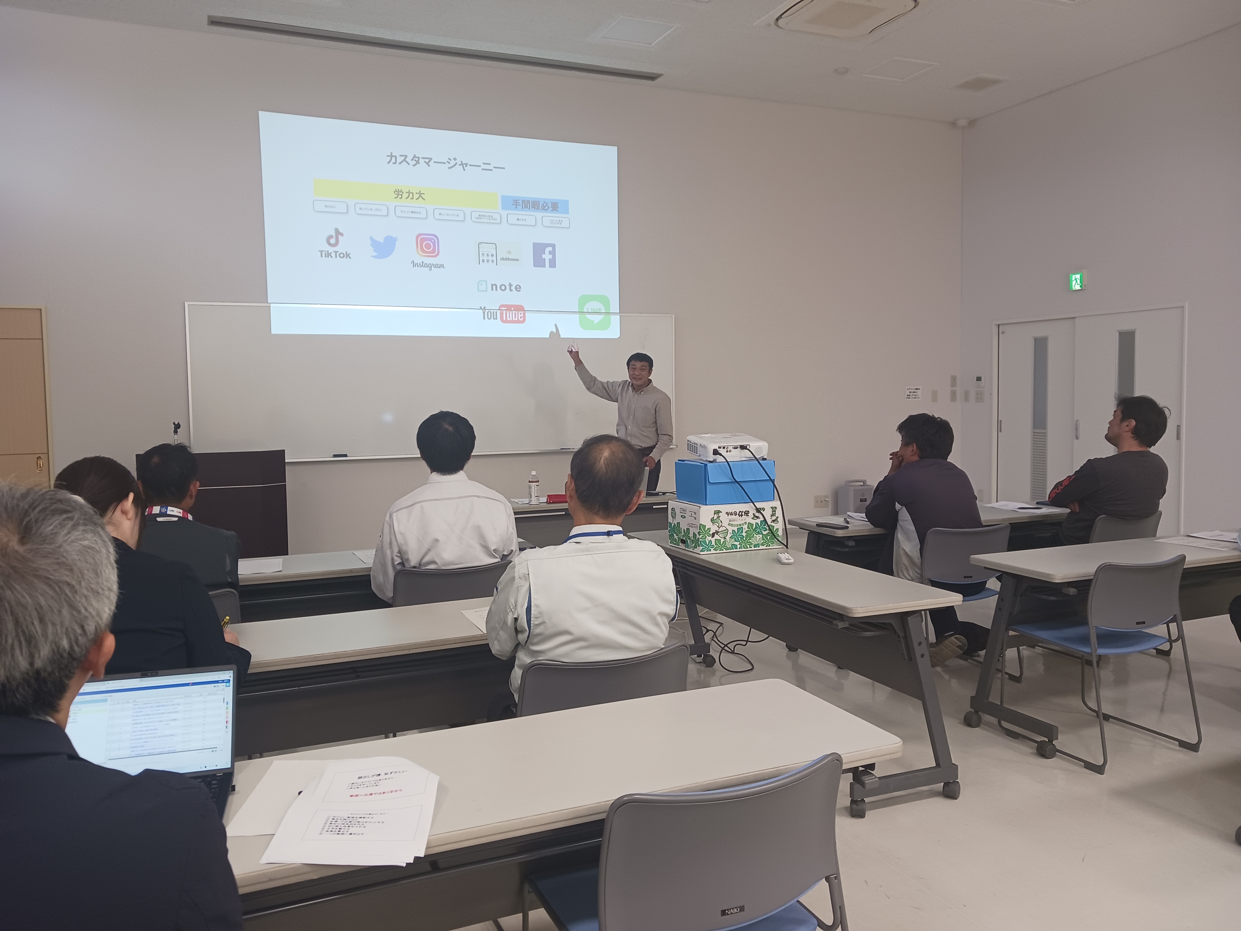 画像：スマホで動画編集・SNS投稿が学べる研修会を開催！